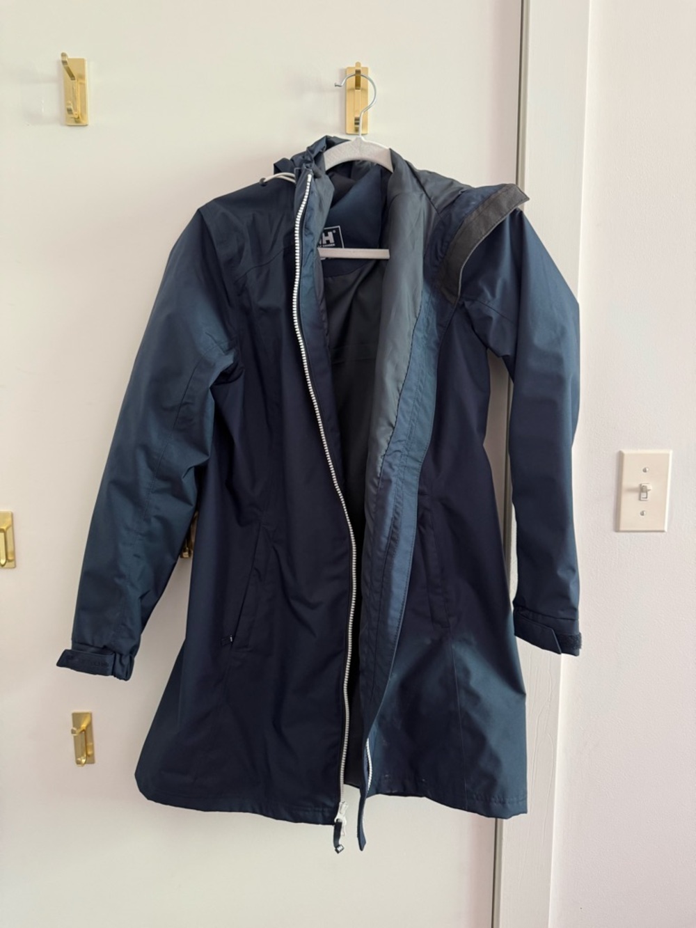 Helly Hansen Navy Belfast Long Rain Jacket with Hood size Small - Picture 2 of 8